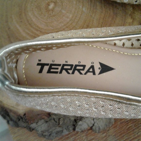 Women's TERRA Flat  shoes  Size 6  NWOT - Picture 4 of 8